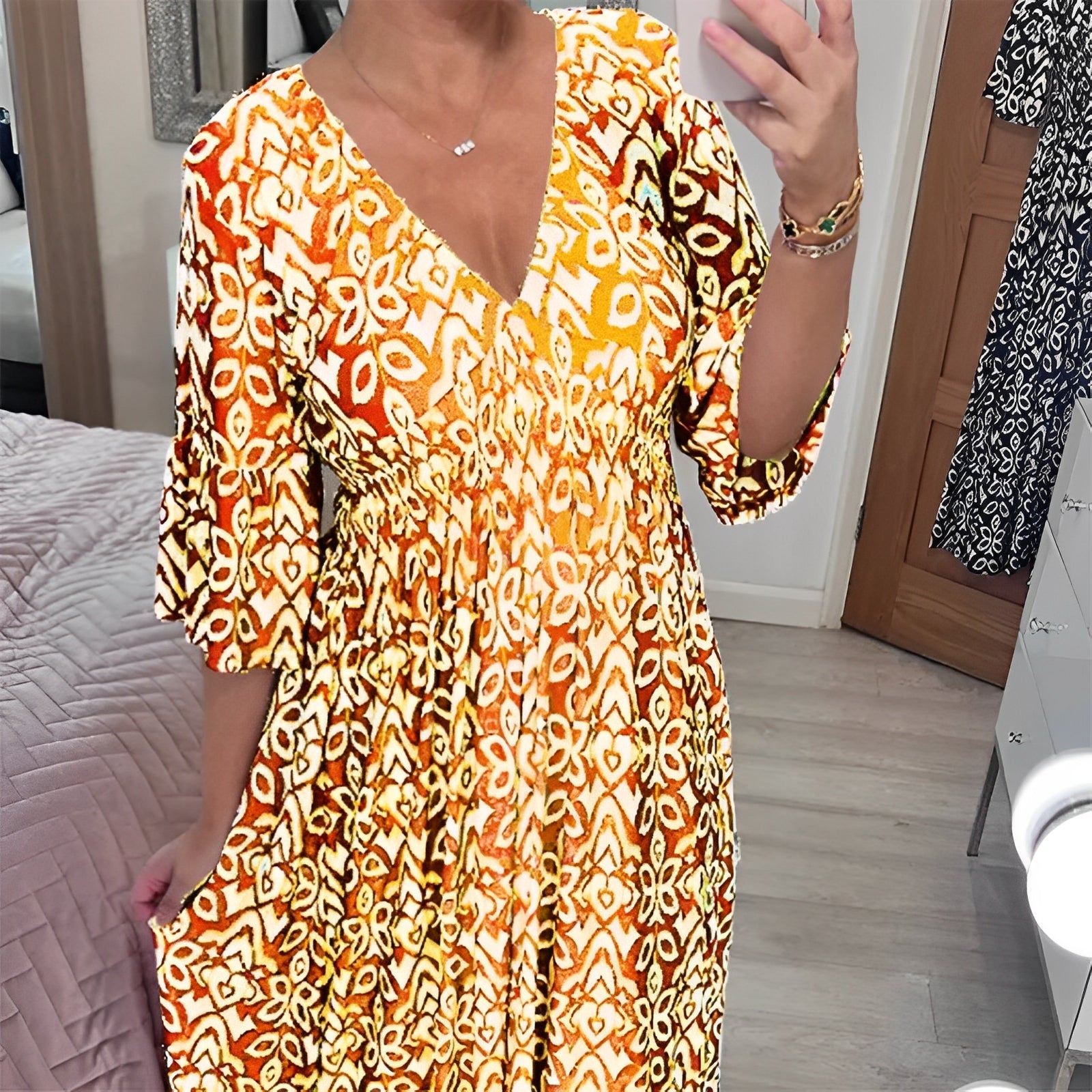 Eugenia - Abito floreale scollato e leggero