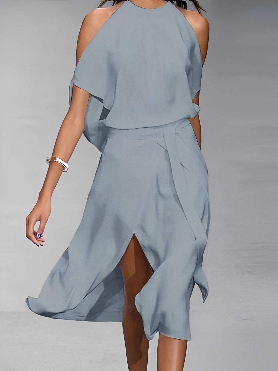 Jaylen - Abito elegante con spacco e spalle scoperte