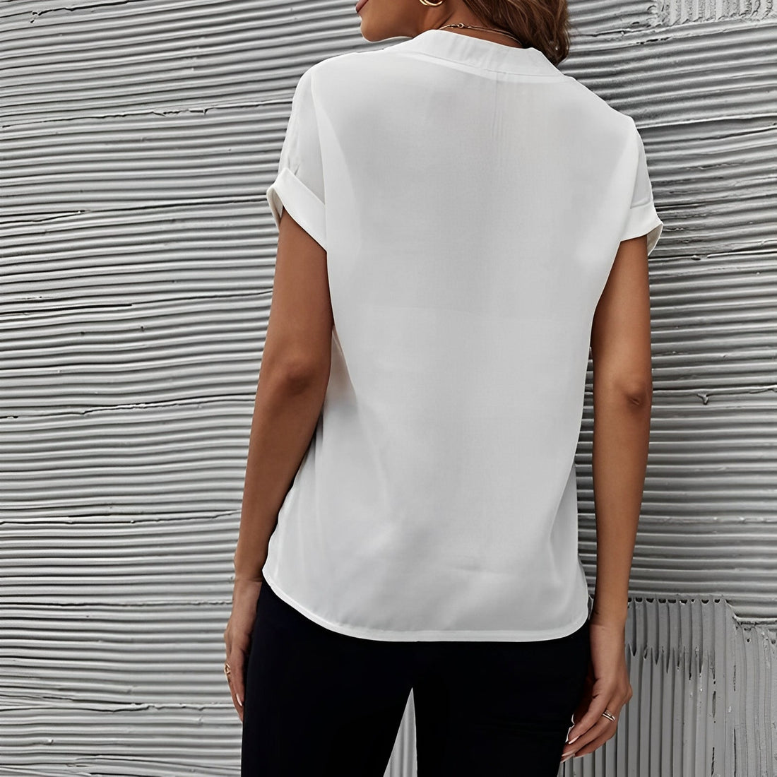 Lucia - Blusa estiva casual con scollo a V per donne