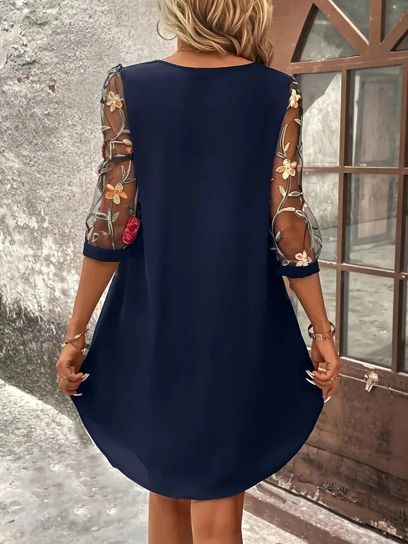 Lucia - Elegante abito estivo in pizzo floreale per donne
