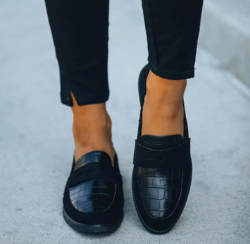 Agens - Scarpe da Donna Business Nere Senza Tempo