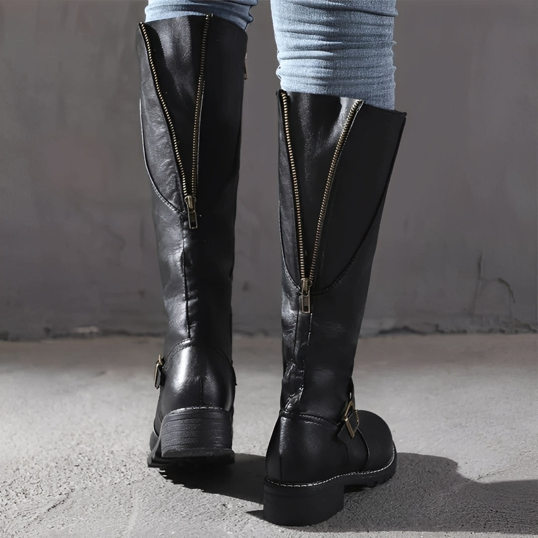 Shirlee - Eleganti alti stivali con fibbia per donne